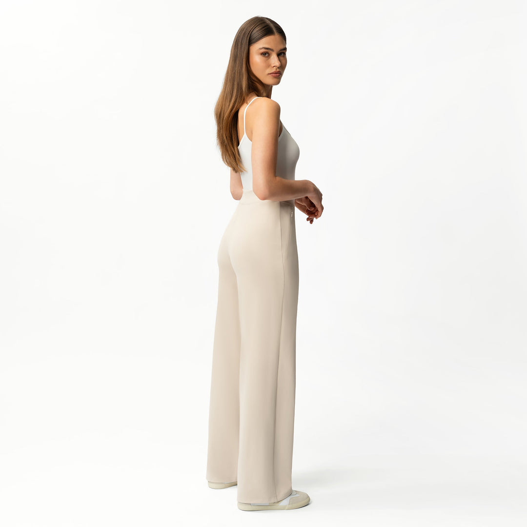 Asana Relaxed Straight Pant